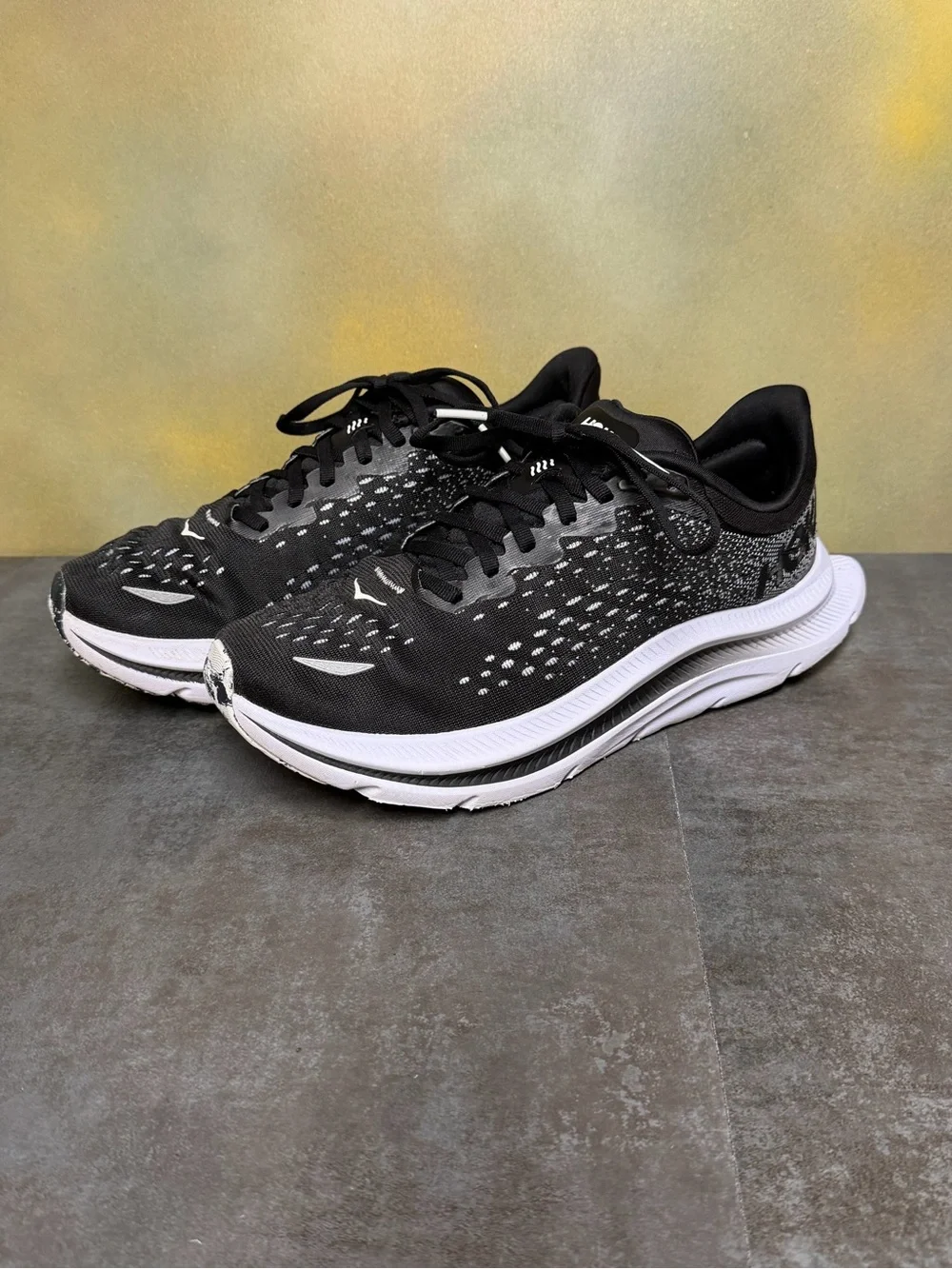 Hoka One One Kawana Women's Black/White Running Shoes Size 8.5B
